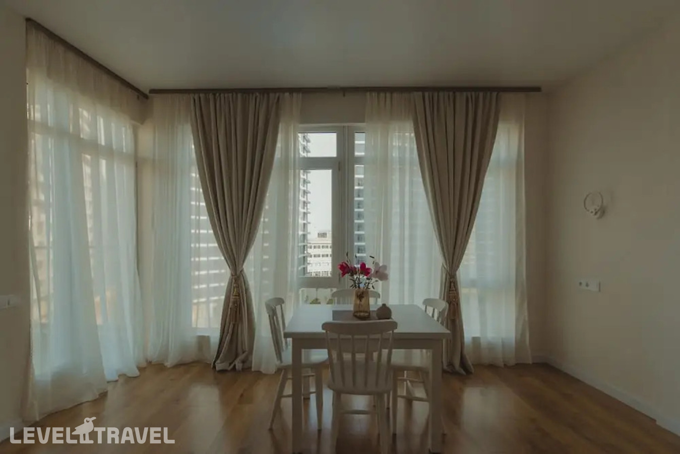 фотографии номера Люкс Премиум отеля White Sails Residential Hotel в Грузия(Батуми) - фото №17