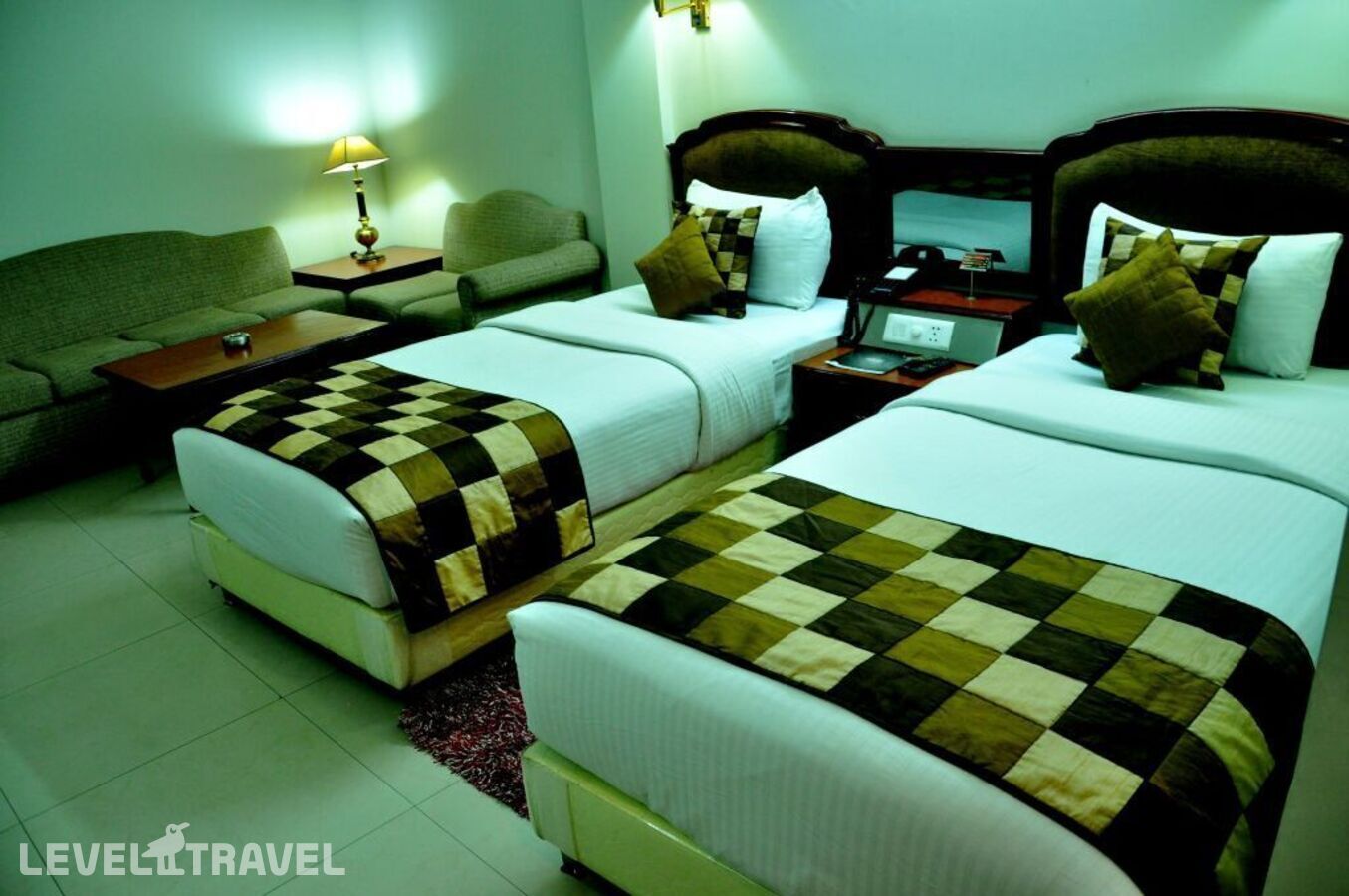 фотографии номера Делюкс отеля Hotel Jewel Palace в Индия(Нью-Дели) - фото №1
