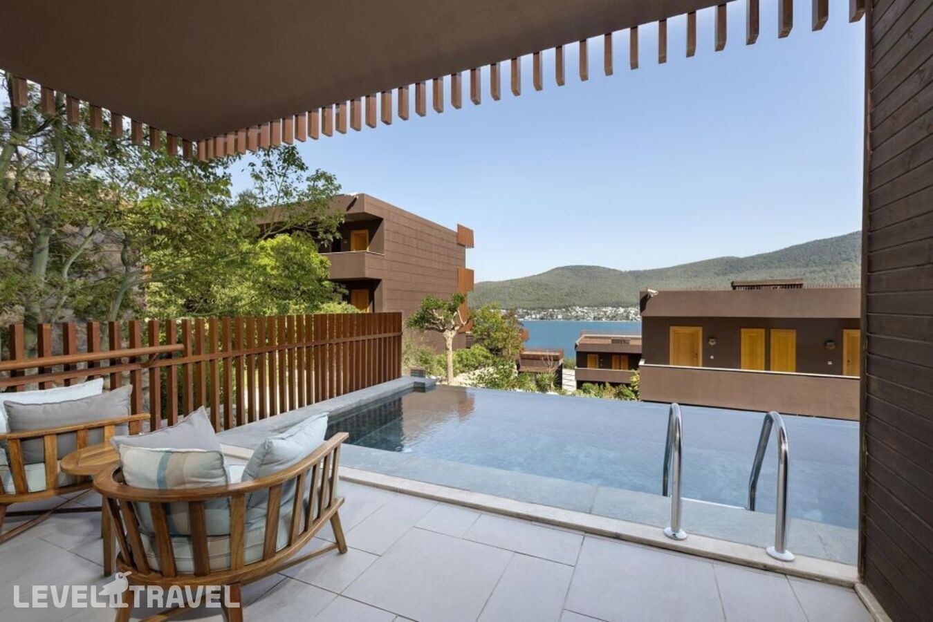 фотографии номера Стандартный номер отеля Titanic Luxury Collection Bodrum (Ex. Titanic Deluxe Bodrum) в Турция(Гюверджинлик) - фото №5