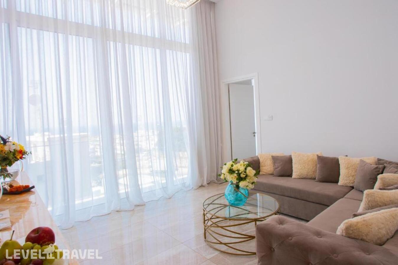 фотографии номера Люкс Deluxe с 2 комнатами с видом на море отеля Napa Suites (Adults Only 18+) в Кипр(Айа-Напа) - фото №5