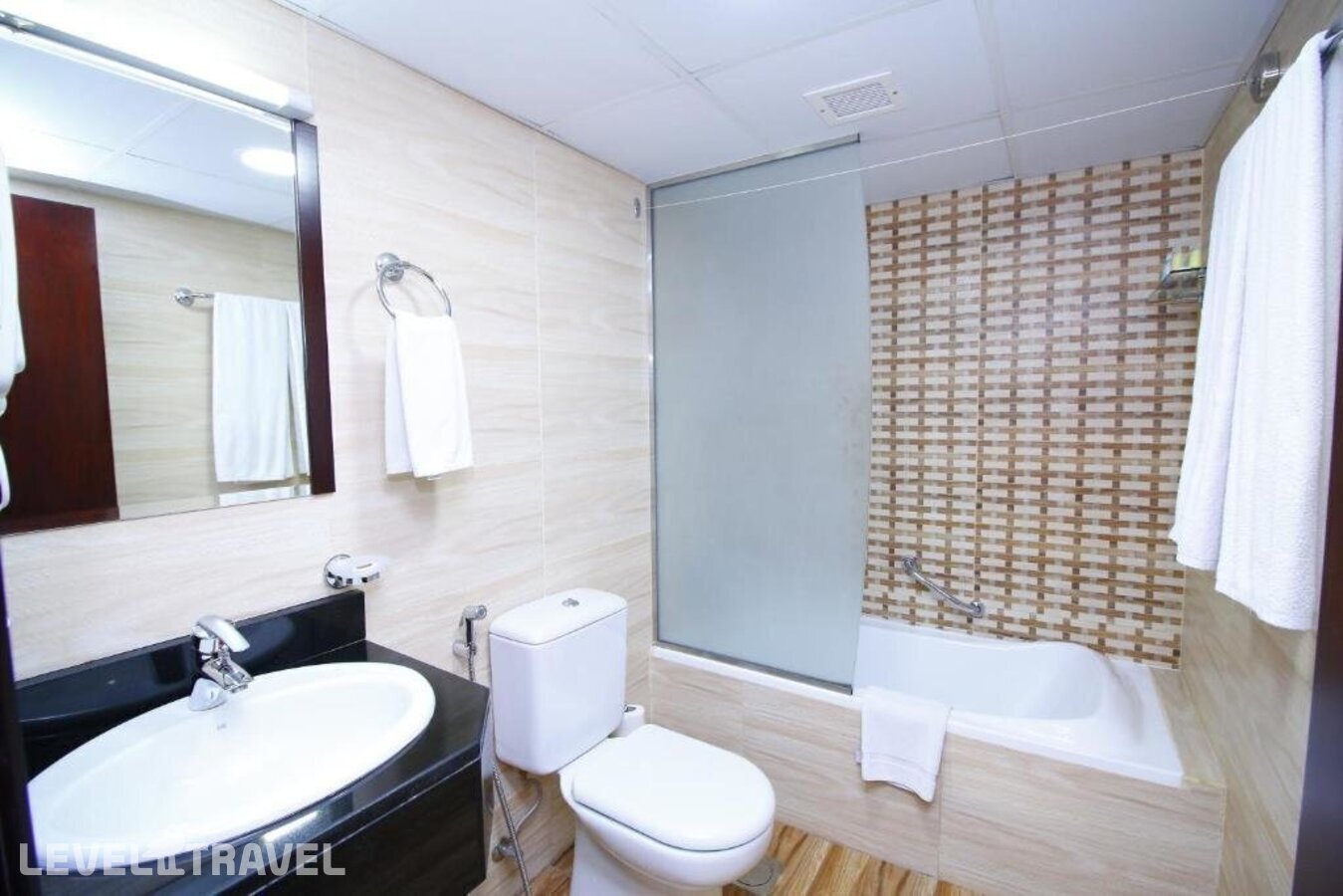 фотографии номера Трехместный номер отеля Royal Falcon Hotel в ОАЭ(Дейра) - фото №18