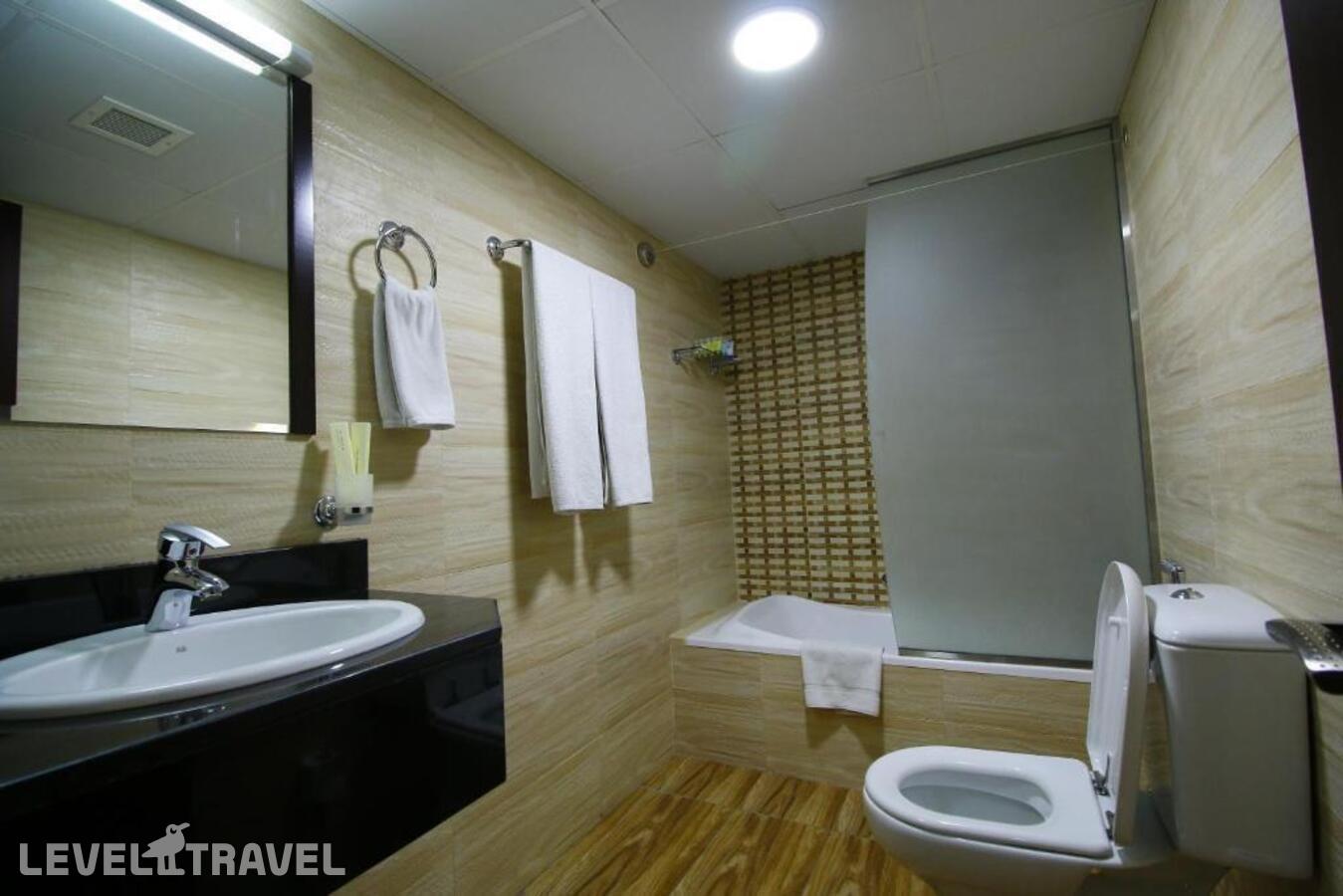 фотографии номера Трехместный номер отеля Royal Falcon Hotel в ОАЭ(Дейра) - фото №39