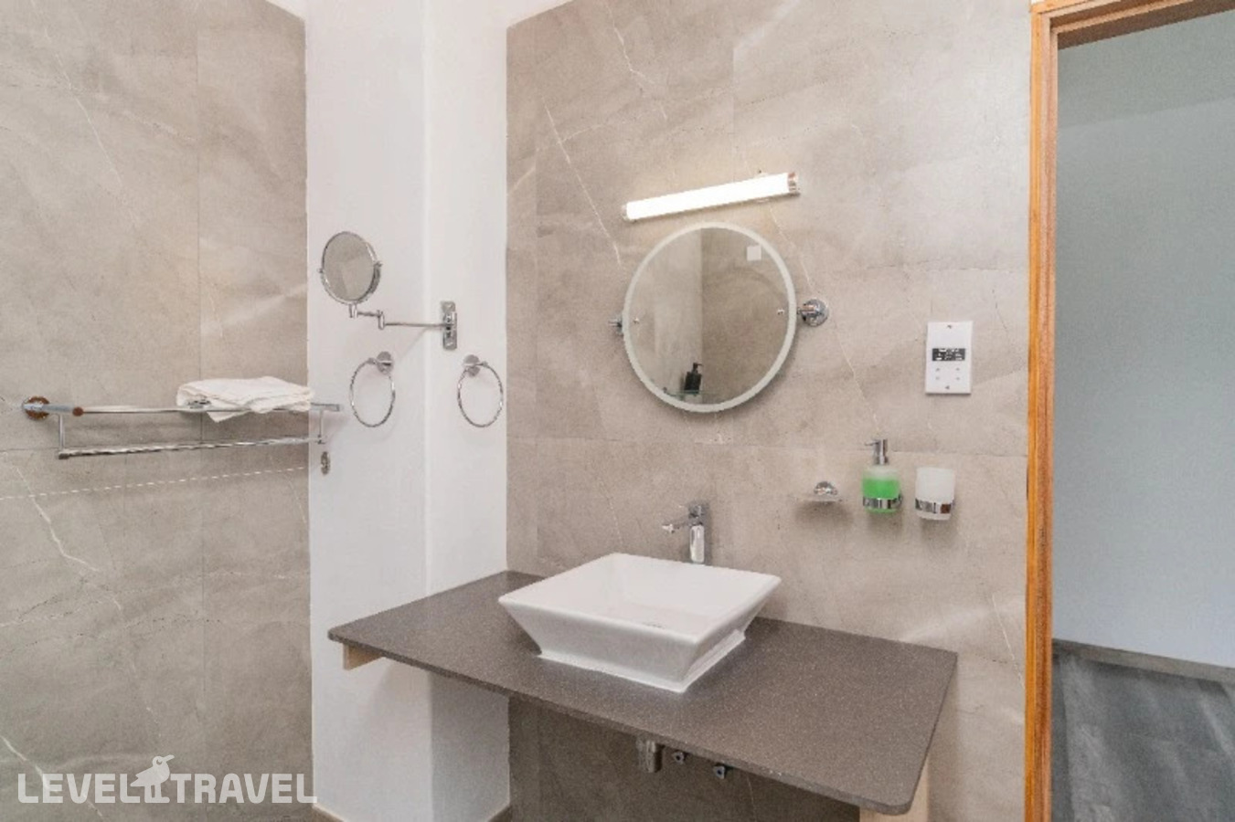 фотографии номера Улучшенный с видом на море отеля Romance Bungalows Apartment в Сейшелы(о. Маэ) - фото №10