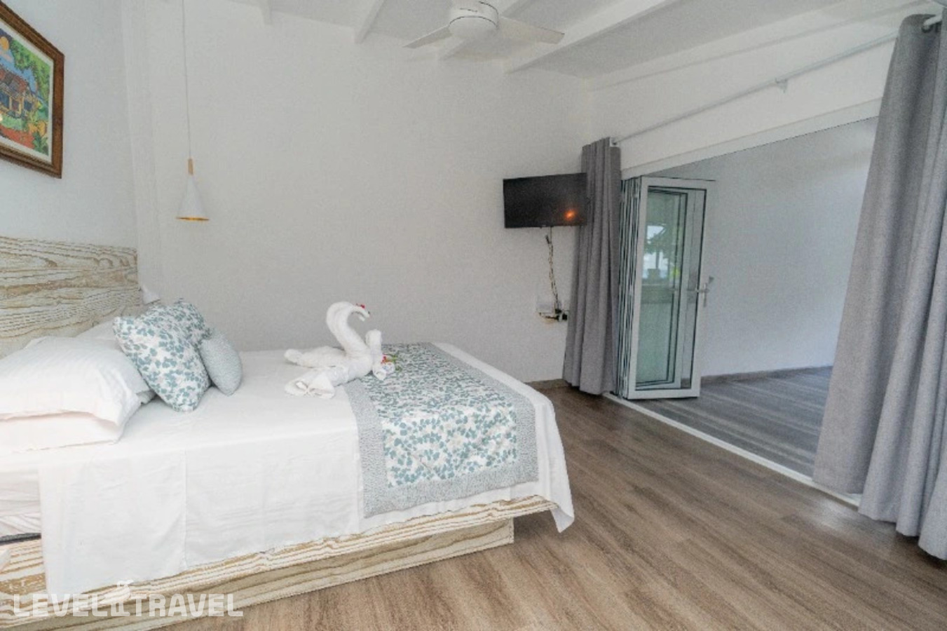 фотографии номера Улучшенный с видом на море отеля Romance Bungalows Apartment в Сейшелы(о. Маэ) - фото №5