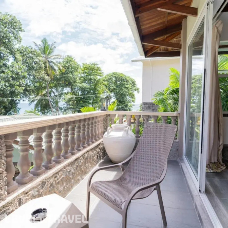 фотографии номера Улучшенный с видом на море отеля Romance Bungalows Apartment в Сейшелы(о. Маэ) - фото №12