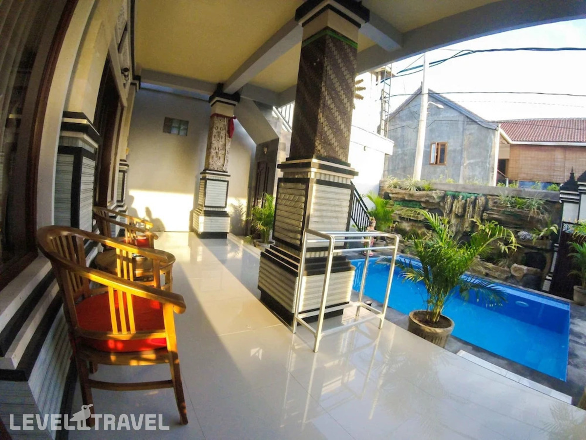 фотографии номера Семейный номер отеля Adi Homestay в Индонезия(Тибубененг) - фото №4