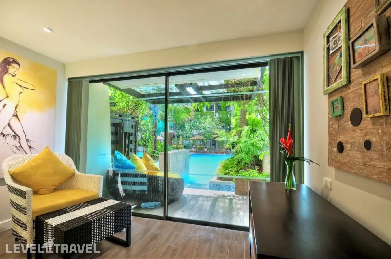 фотографии номера Премьер с выходом к бассейну отеля Burasari Patong Boutique Hotel в Таиланд(Патонг Бич) - фото №6