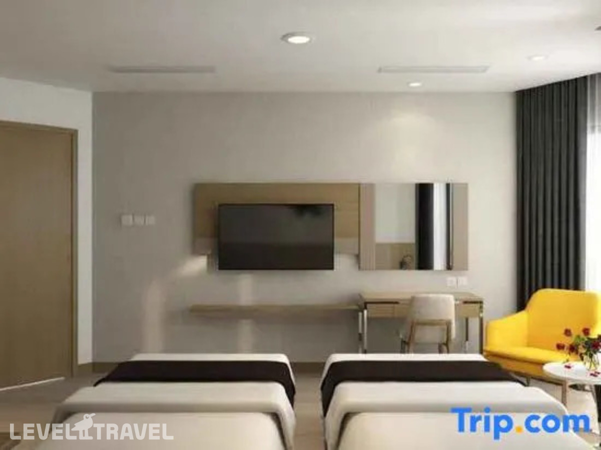 фотографии номера Номер Deluxe с балконом и с частичным видом на море отеля Nalicas Hotel в Вьетнам(Нячанг) - фото №3