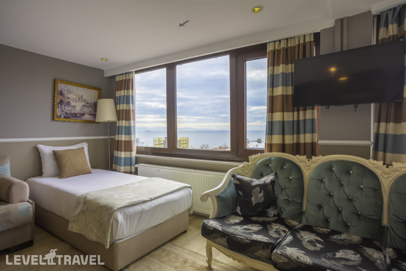 фотографии номера Апартаменты с 2 комнатами с балконом и с видом на море отеля Tashkonak Hotel Istanbul в Турция(Фатих) - фото №7