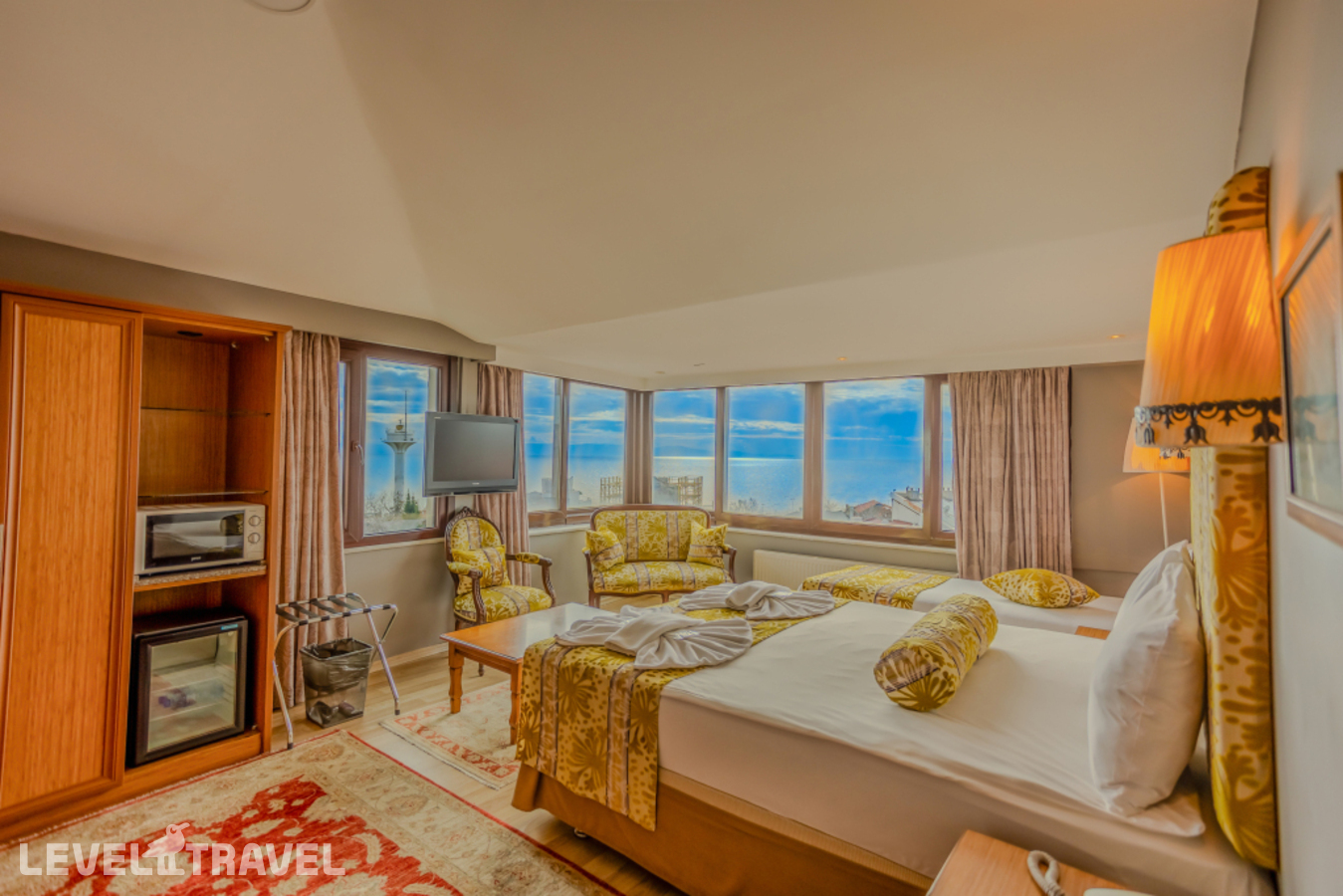 фотографии номера Апартаменты с 2 комнатами с балконом и с видом на море отеля Tashkonak Hotel Istanbul в Турция(Фатих) - фото №3