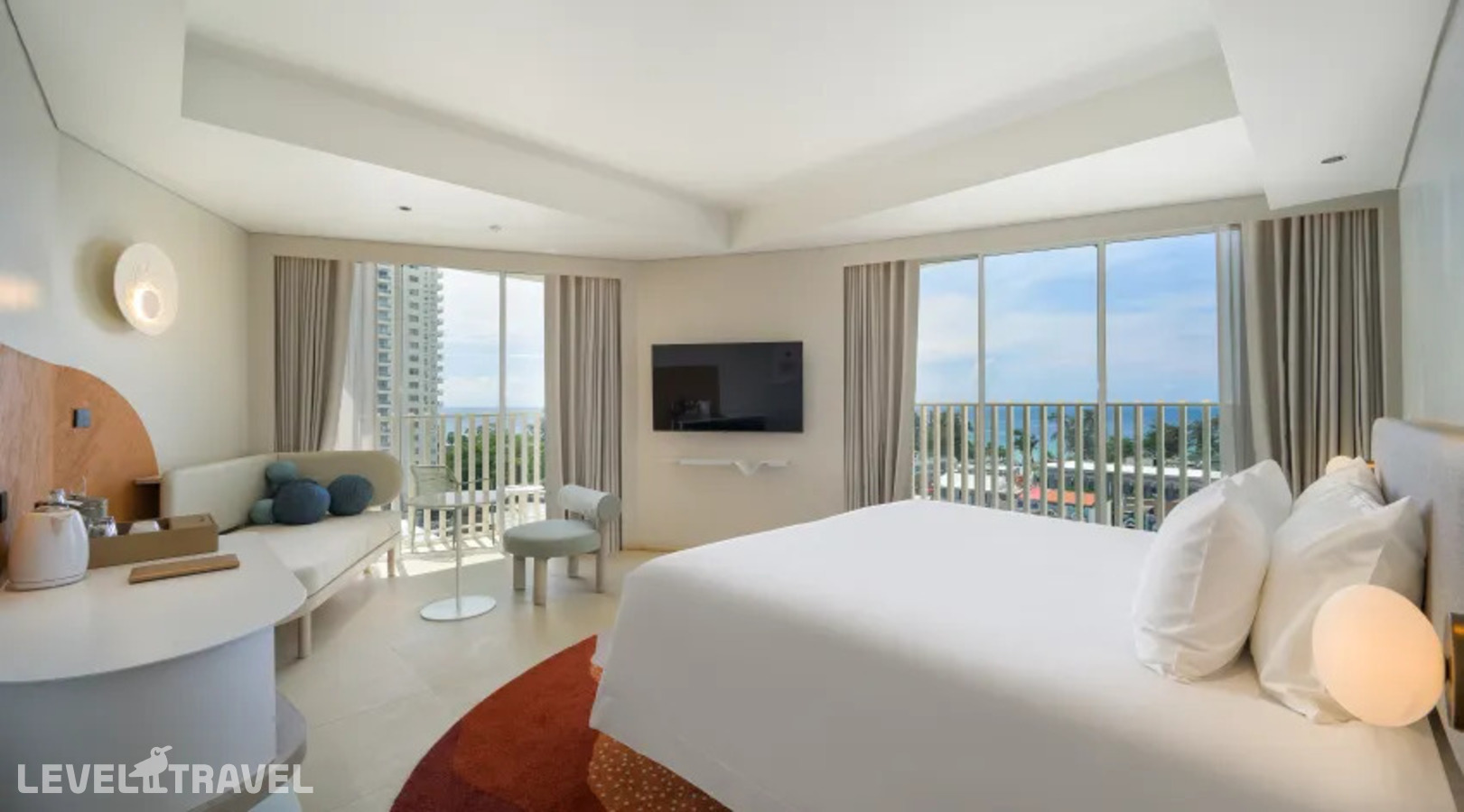 фотографии номера Делюкс с видом на море отеля Centara Karon Resort Phuket в Таиланд(Карон Бич) - фото №8