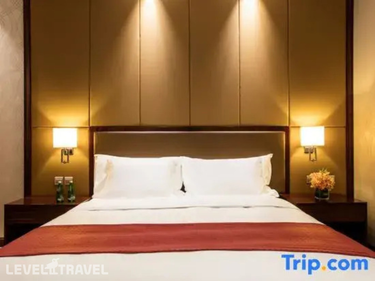 фотографии номера Делюкс (две односпальные кровати) отеля Holiday Inn Beijing Airport Zone, An Ihg Hotel в Китай(Пекин) - фото №8