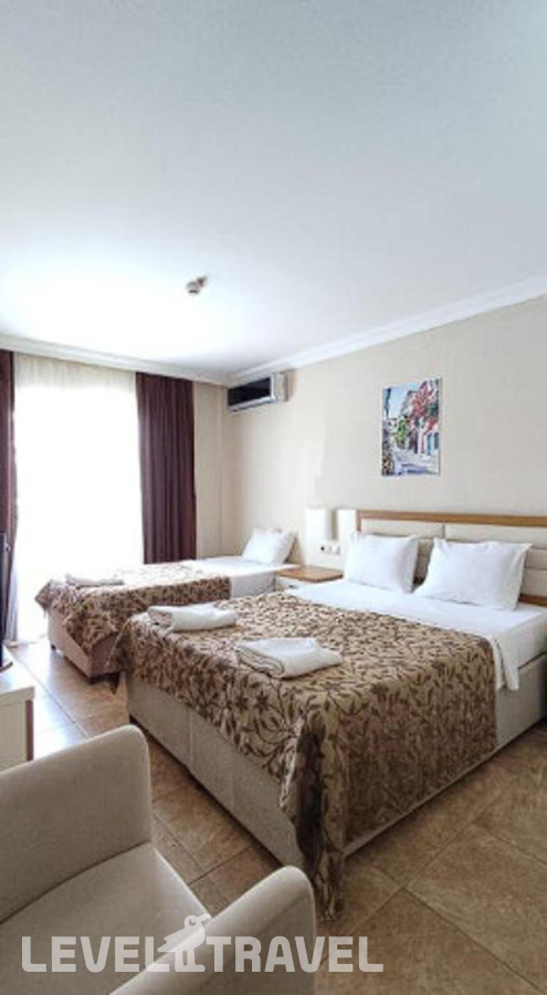 фотографии номера Трехместный номер отеля Risa Hotel в Турция(Битез) - фото №1