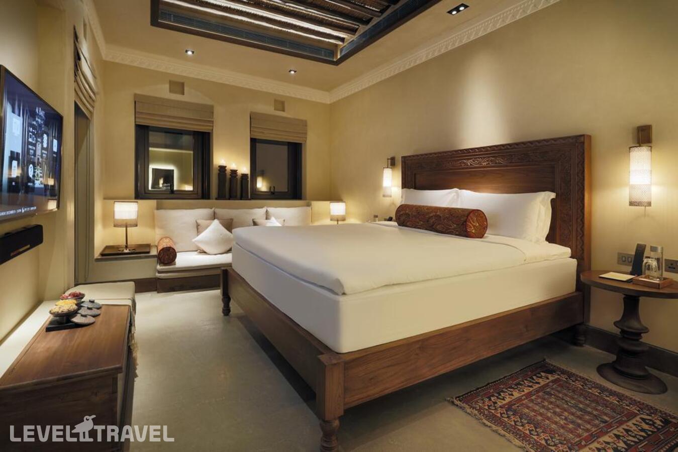 фотографии номера Номер Гранд отеля The Chedi Al Bait Sharjah в ОАЭ(Шарджа) - фото №1