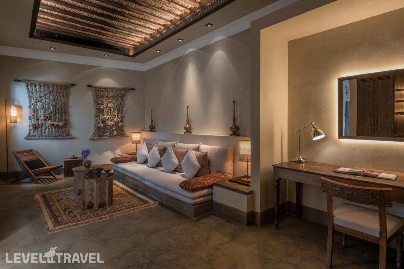 фотографии номера Номер Гранд отеля The Chedi Al Bait Sharjah в ОАЭ(Шарджа) - фото №2