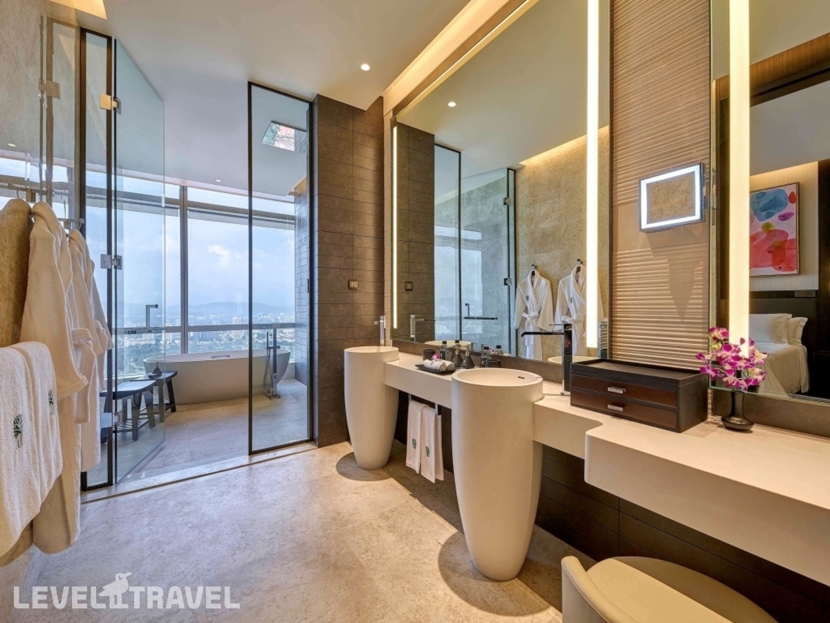 фотографии номера Стандартный номер отеля Banyan Tree Kuala Lumpur в Малайзия(Куала-Лумпур) - фото №6
