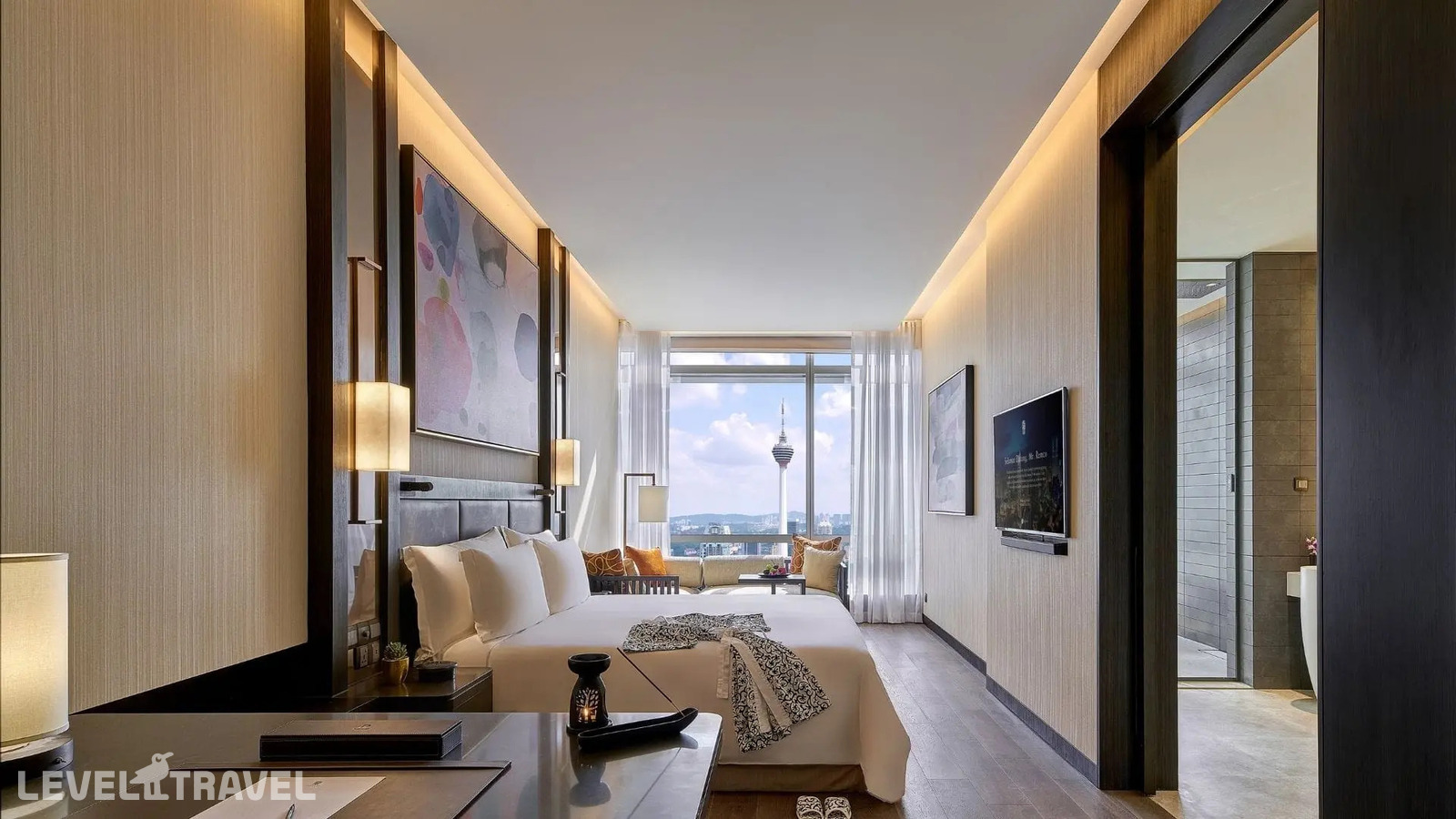 фотографии номера Двухместный номер Retreat Signature Sky двуспальная кровать отеля Banyan Tree Kuala Lumpur в Малайзия(Куала-Лумпур) - фото №2