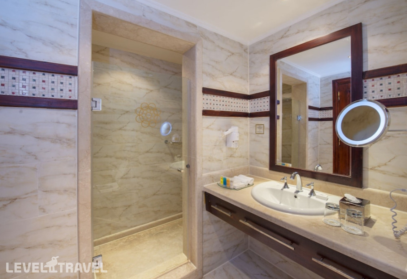 фотографии номера Размещение по прибытии отеля Sunrise Arabian Beach Resort в Египет(Шаркс Бэй) - фото №2