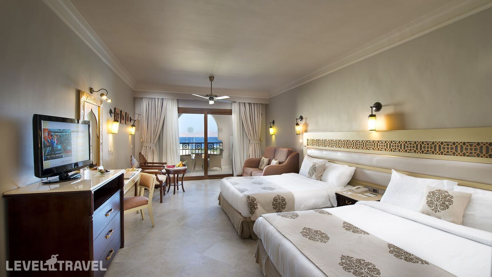 фотографии номера Размещение по прибытии отеля Sunrise Arabian Beach Resort в Египет(Шаркс Бэй) - фото №1