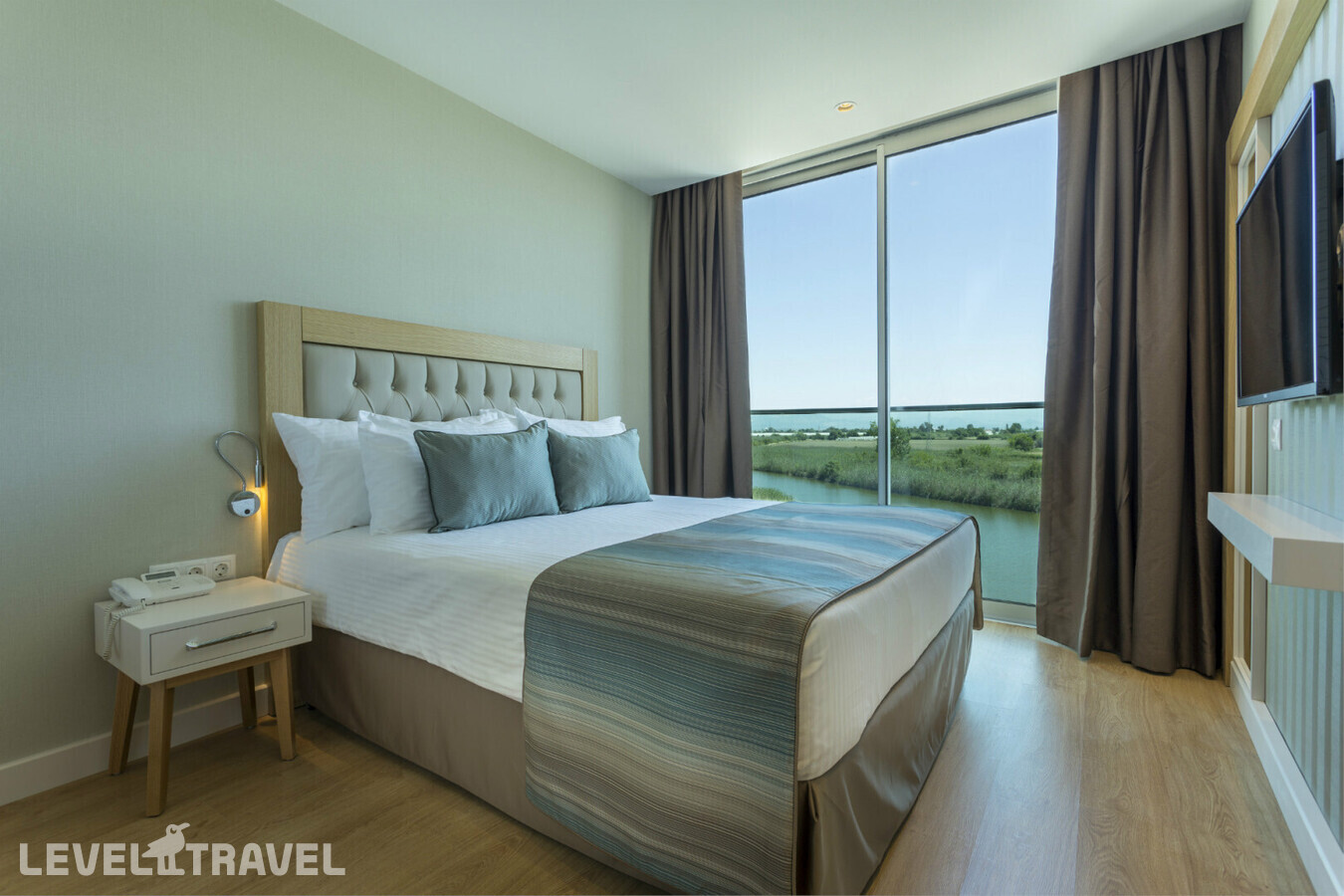 фотографии номера Люкс Aska River отеля Aska Lara Resort & Spa в Турция(Лара) - фото №1