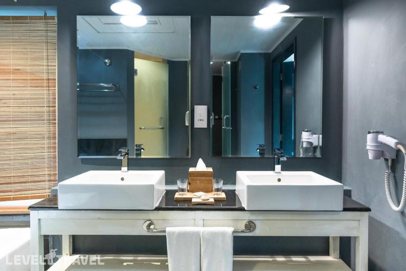фотографии номера Семейный люкс отеля The Ravenala Attitude в Маврикий(Северное побережье) - фото №70