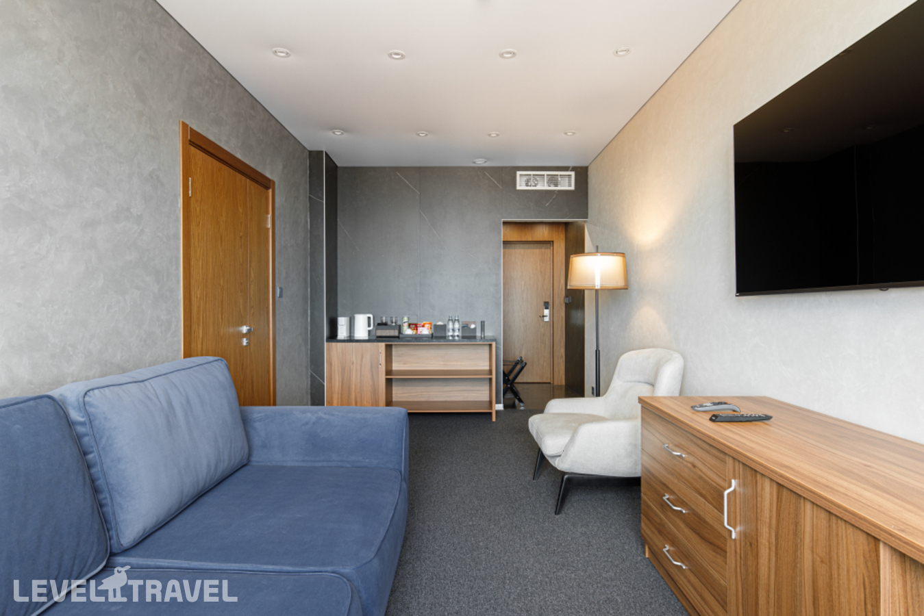 фотографии номера Люкс отеля Tfl Hotel (Тфл Отель) в Россия(Владивосток) - фото №10