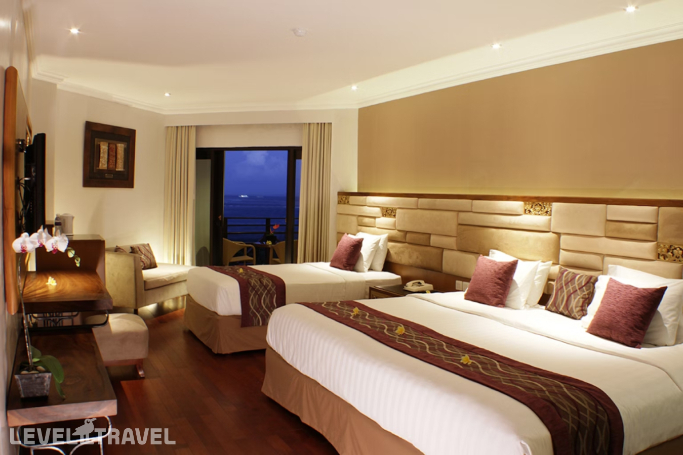 фотографии номера Номер семейный Deluxe с видом на океан отеля Grand Mirage Resort & Thalasso Bali в Индонезия(Танжунг Беноа) - фото №1