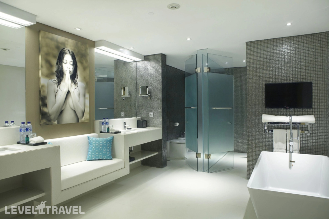 фотографии номера Пентхаус с видом на город отеля Double-Six Luxury Hotel в Индонезия(Семиньяк) - фото №3