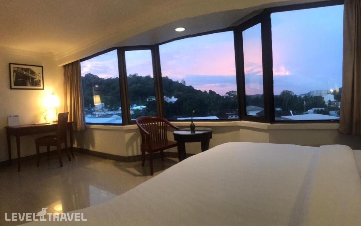 фотографии номера Улучшенный с видом на город отеля I Pavilion Phuket Hotel в Таиланд(город Пхукет) - фото №17