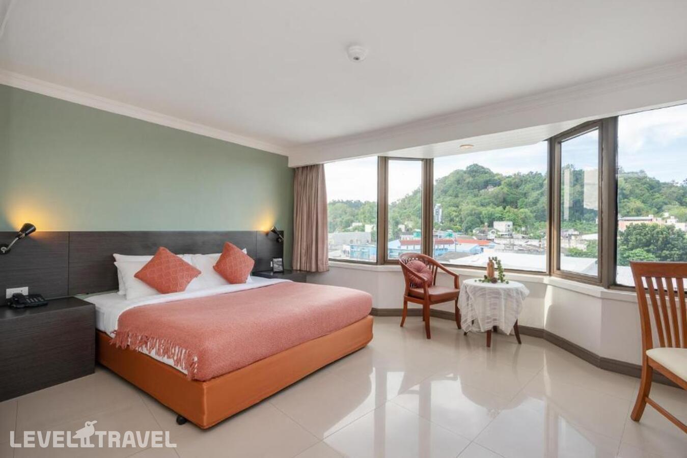 фотографии номера Улучшенный с видом на город отеля I Pavilion Phuket Hotel в Таиланд(город Пхукет) - фото №15