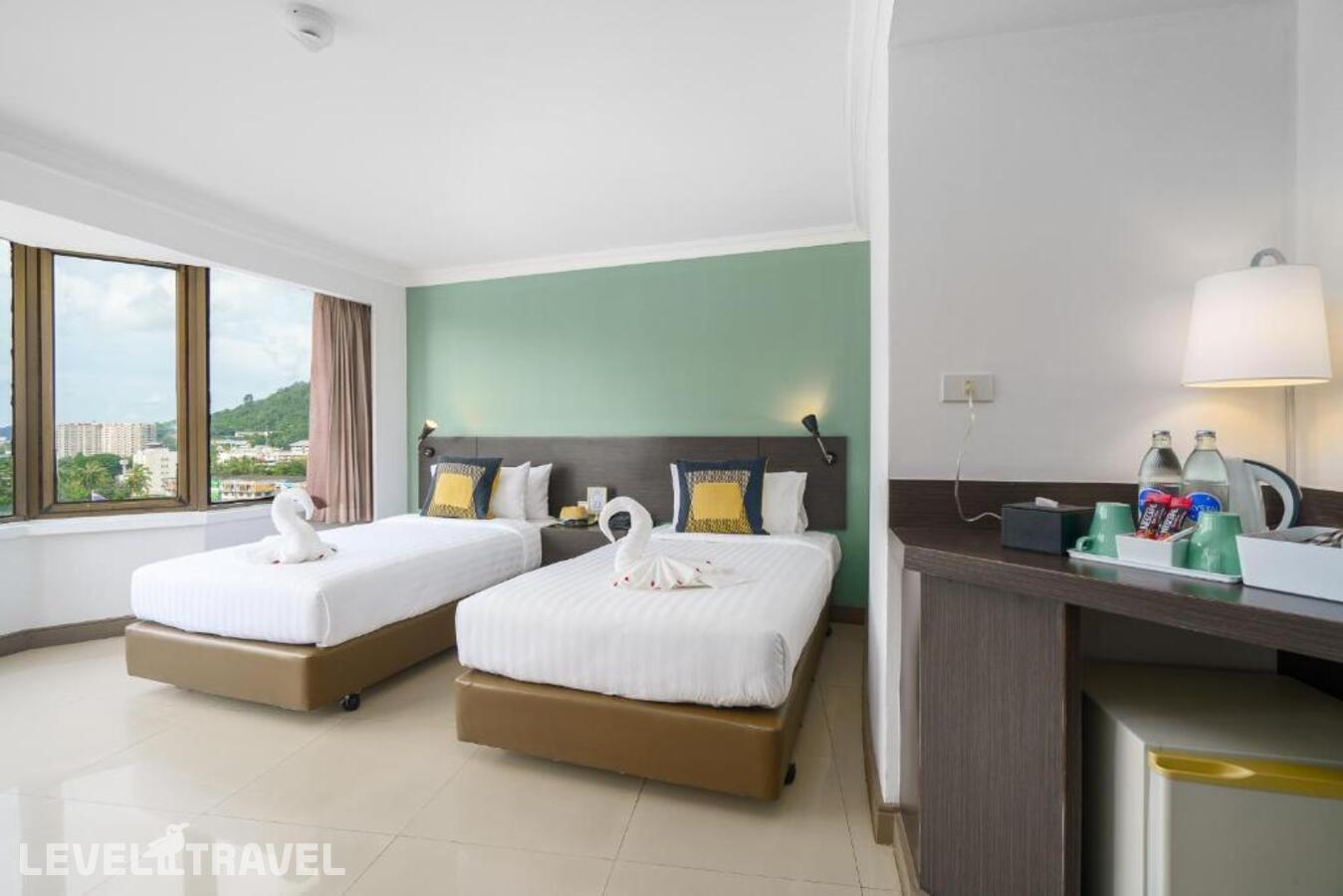 фотографии номера Улучшенный с видом на город отеля I Pavilion Phuket Hotel в Таиланд(город Пхукет) - фото №12
