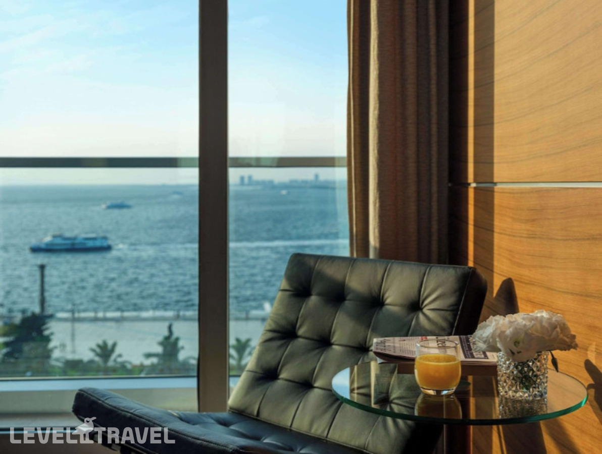фотографии номера Номер Swiss Advantage с видом на море (отдельные кровати) отеля Swissotel Buyuk Efes Izmir в Турция(Измир) - фото №2