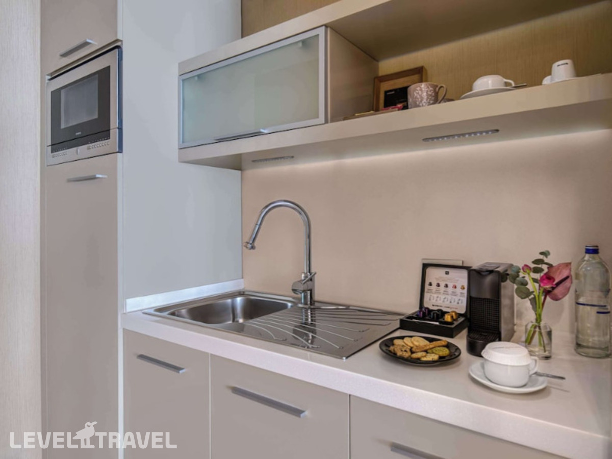 фотографии номера Представительский люкс с видом на море отеля Swissotel Buyuk Efes Izmir в Турция(Измир) - фото №6