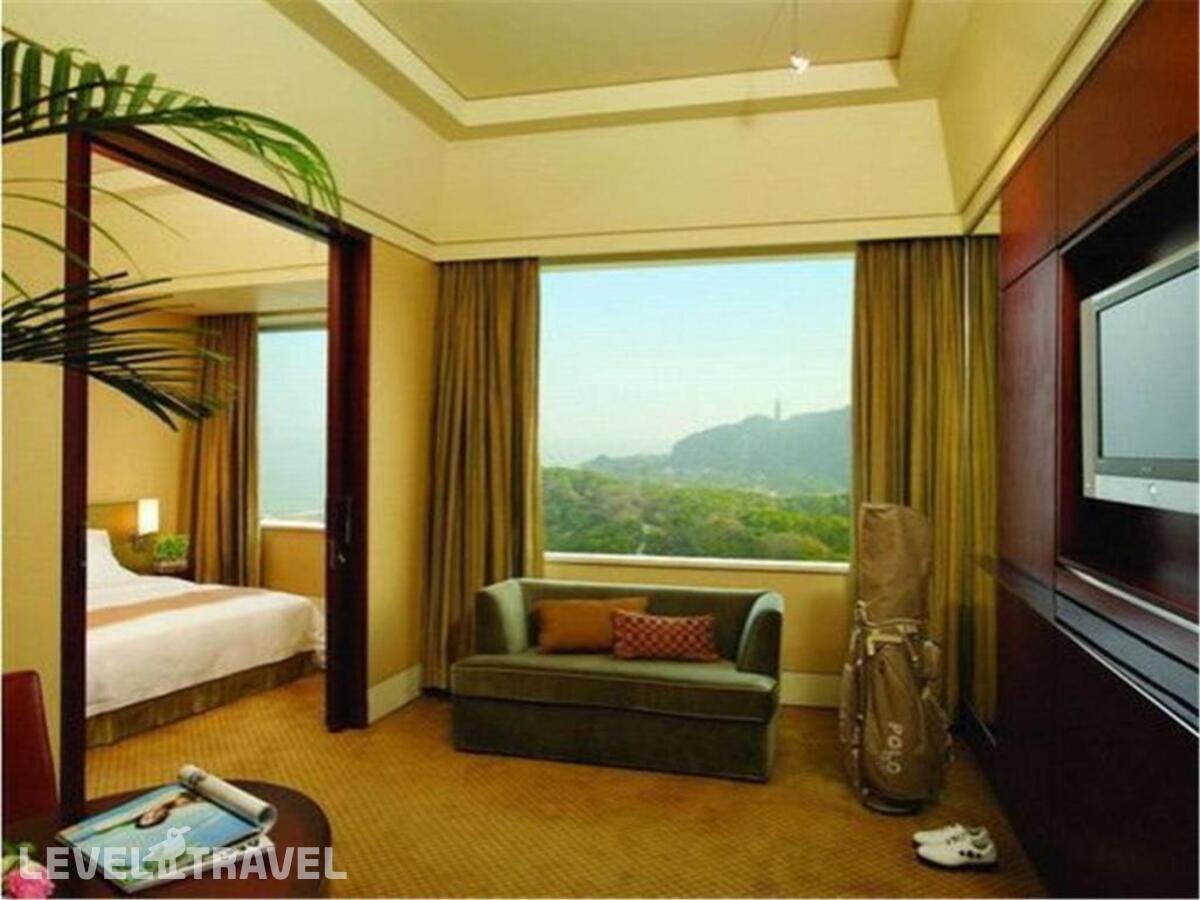 фотографии номера Делюкс с видом на горы отеля Guangzhou Nansha Grand Hotel в Китай(Гуанчжоу) - фото №3