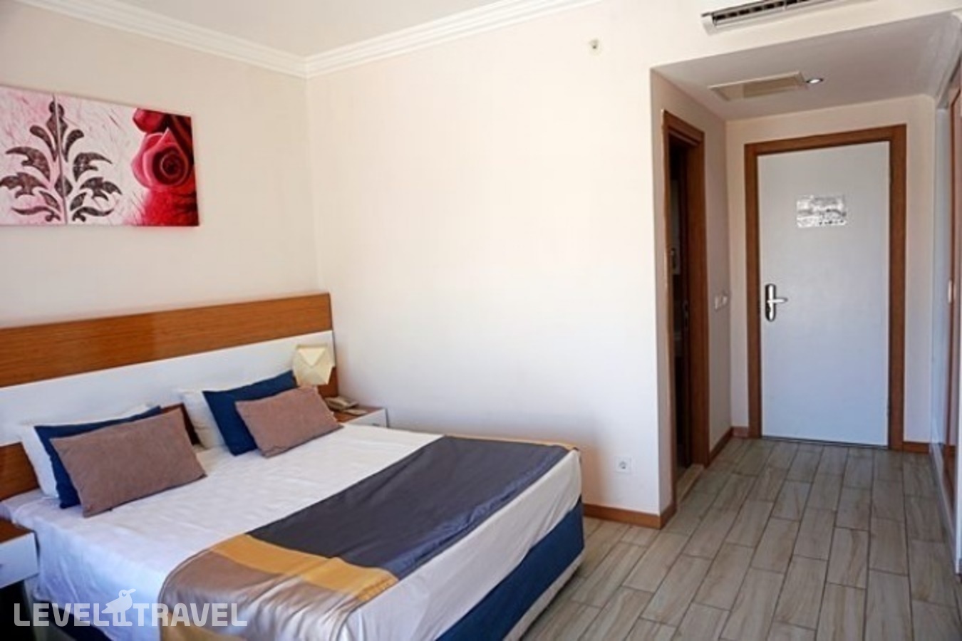 фотографии номера Стандартный с видом на бассейн отеля Side Legend Hotel (Ex.Side Virgin Hotel) в Турция(Сиде - центр) - фото №2