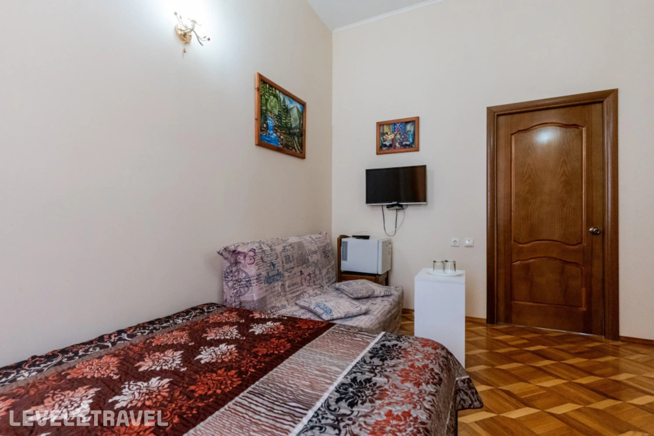 фотографии номера Трехместный номер отеля Отель Гостиный Двор в Россия(Геленджик) - фото №14