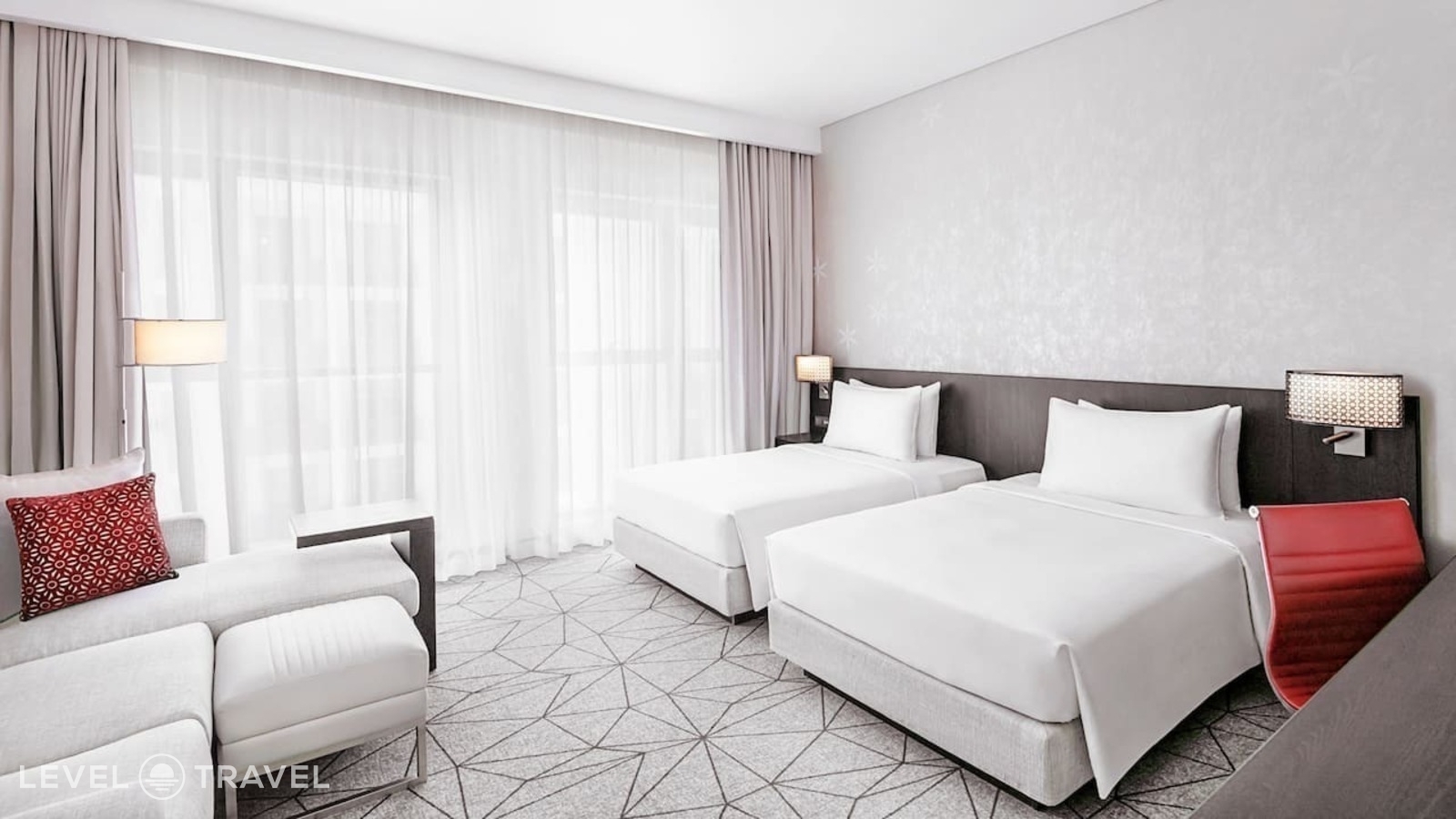 фотографии номера Стандартный (две односпальные кровати) отеля Hyatt Place Dubai Jumeirah в ОАЭ(Бар Дубай) - фото №1