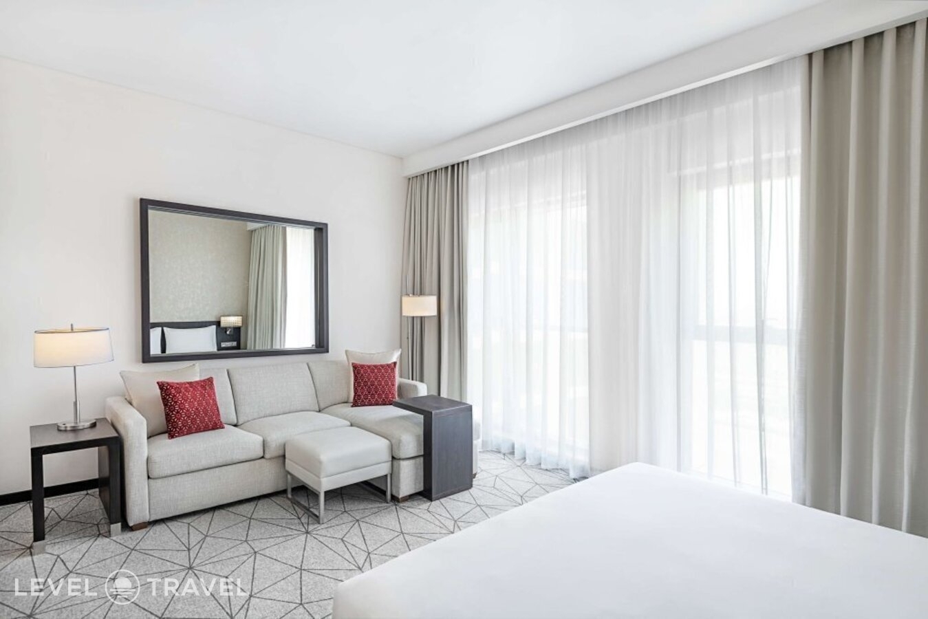 фотографии номера Стандартный (две односпальные кровати) отеля Hyatt Place Dubai Jumeirah в ОАЭ(Бар Дубай) - фото №5