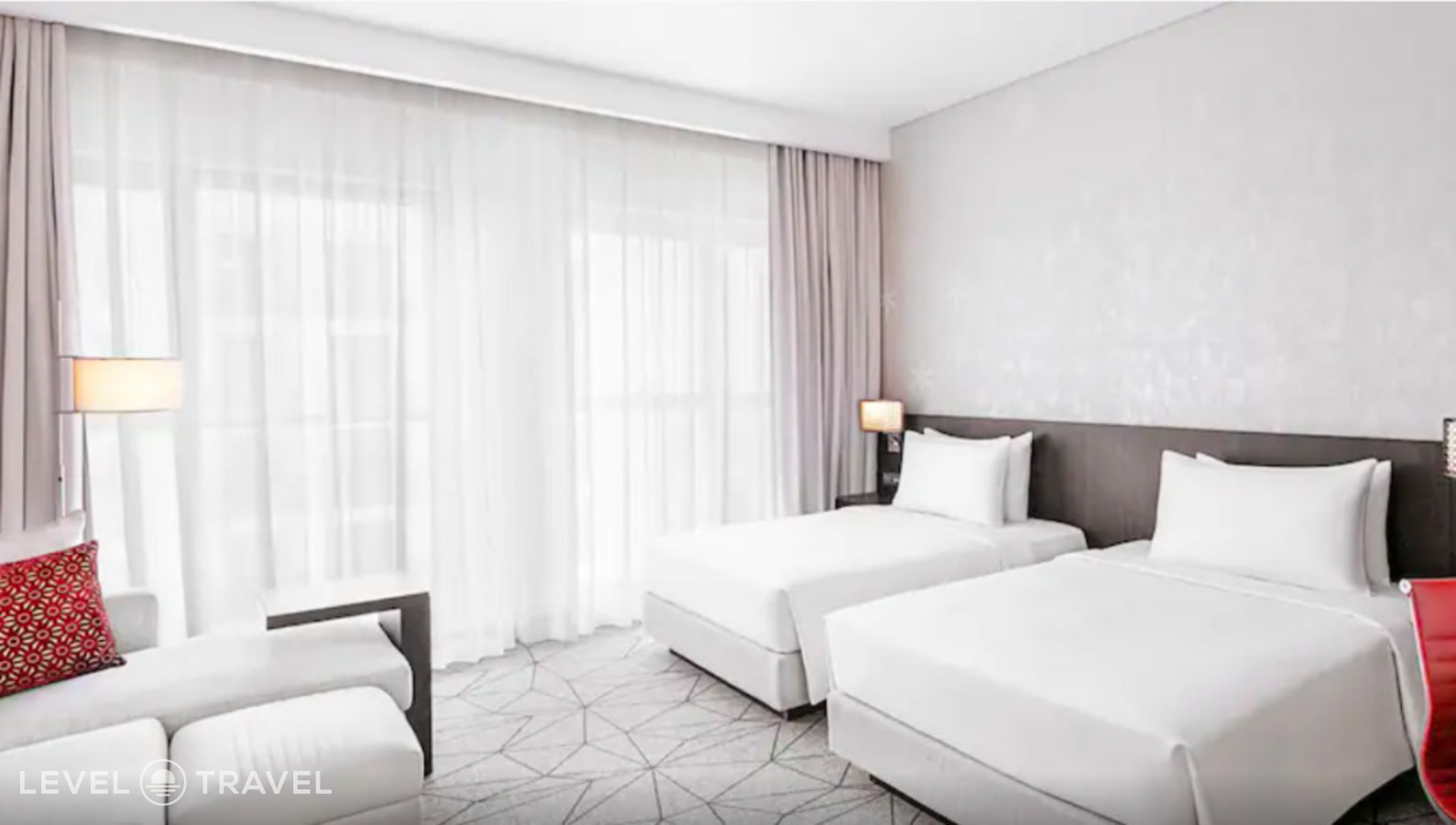 фотографии номера Стандартный (две односпальные кровати) отеля Hyatt Place Dubai Jumeirah в ОАЭ(Бар Дубай) - фото №39