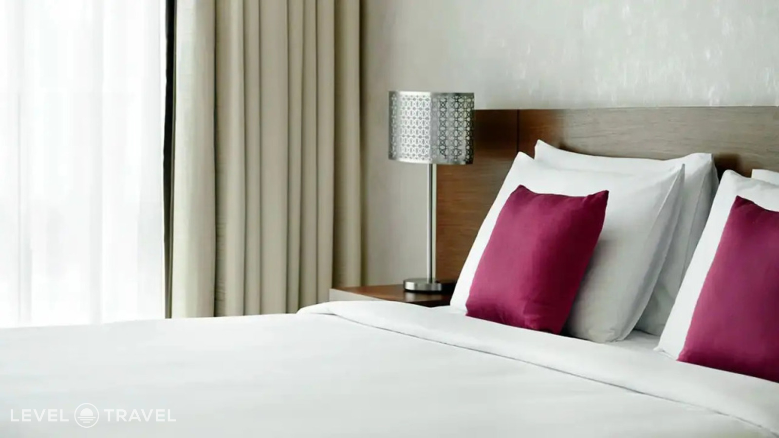 фотографии номера Стандартный с видом на бассейн отеля Hyatt Place Dubai Jumeirah в ОАЭ(Бар Дубай) - фото №37