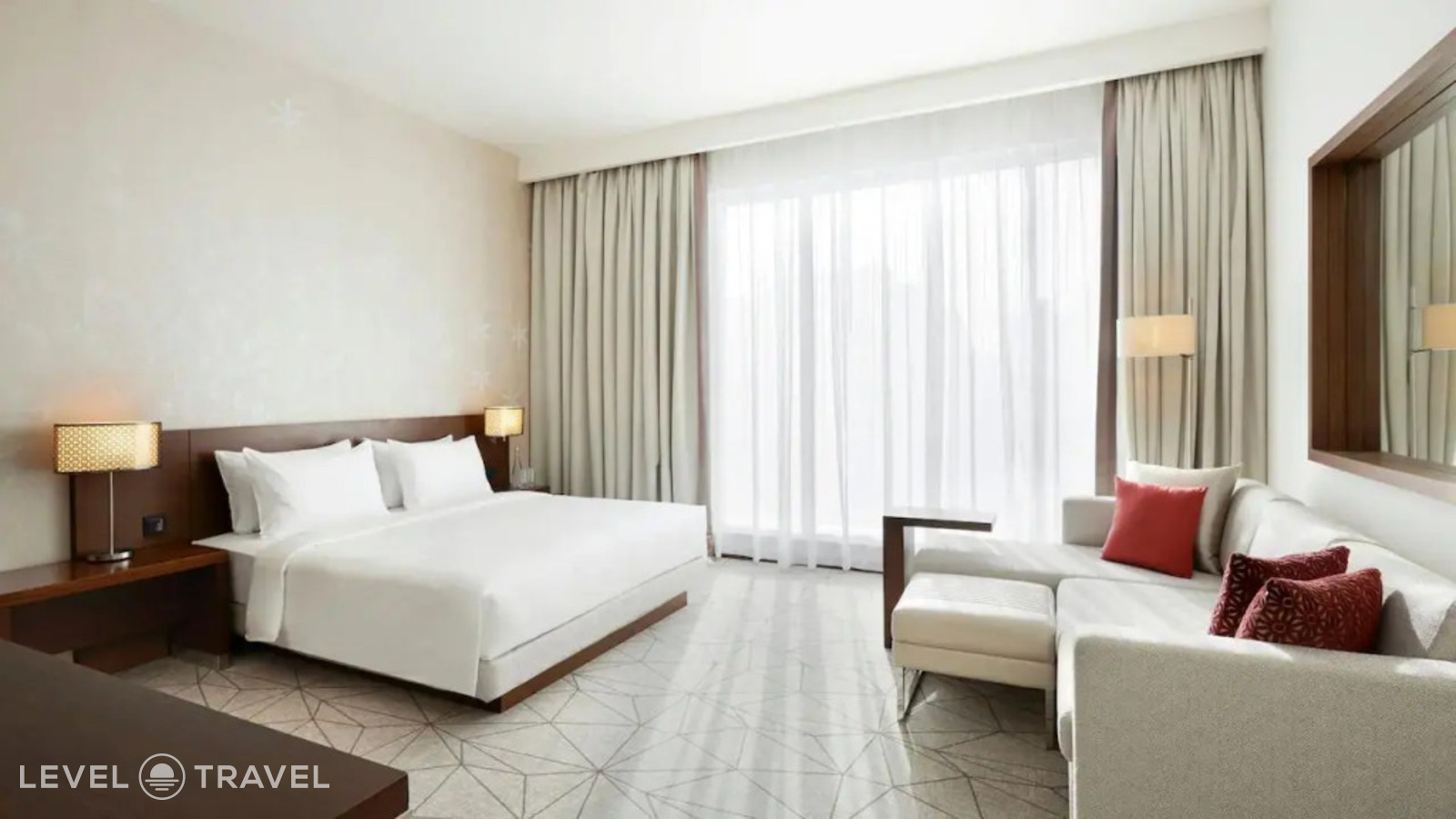 фотографии номера Стандартный с видом на бассейн отеля Hyatt Place Dubai Jumeirah в ОАЭ(Бар Дубай) - фото №35