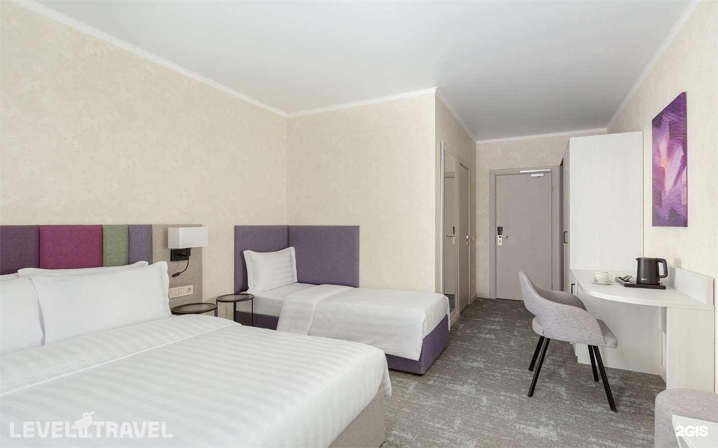 фотографии номера Улучшенный с балконом (Альфа) отеля Fioleto Ultra All Inclusive Family Resort In Miracleon (Фиолето Отель) в Россия(Анапа) - фото №1