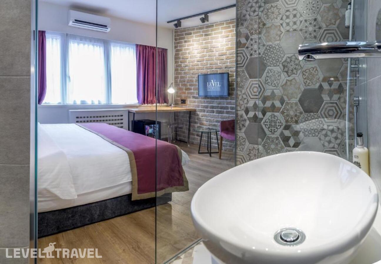 фотографии номера Стандартный номер отеля Level Luxury Suites в Сербия(Белград) - фото №3