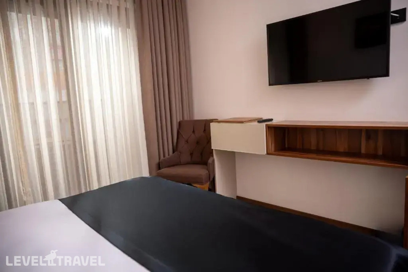 фотографии номера Улучшенный с балконом отеля Mari Suites Hotel в Турция(Кягытхане) - фото №2
