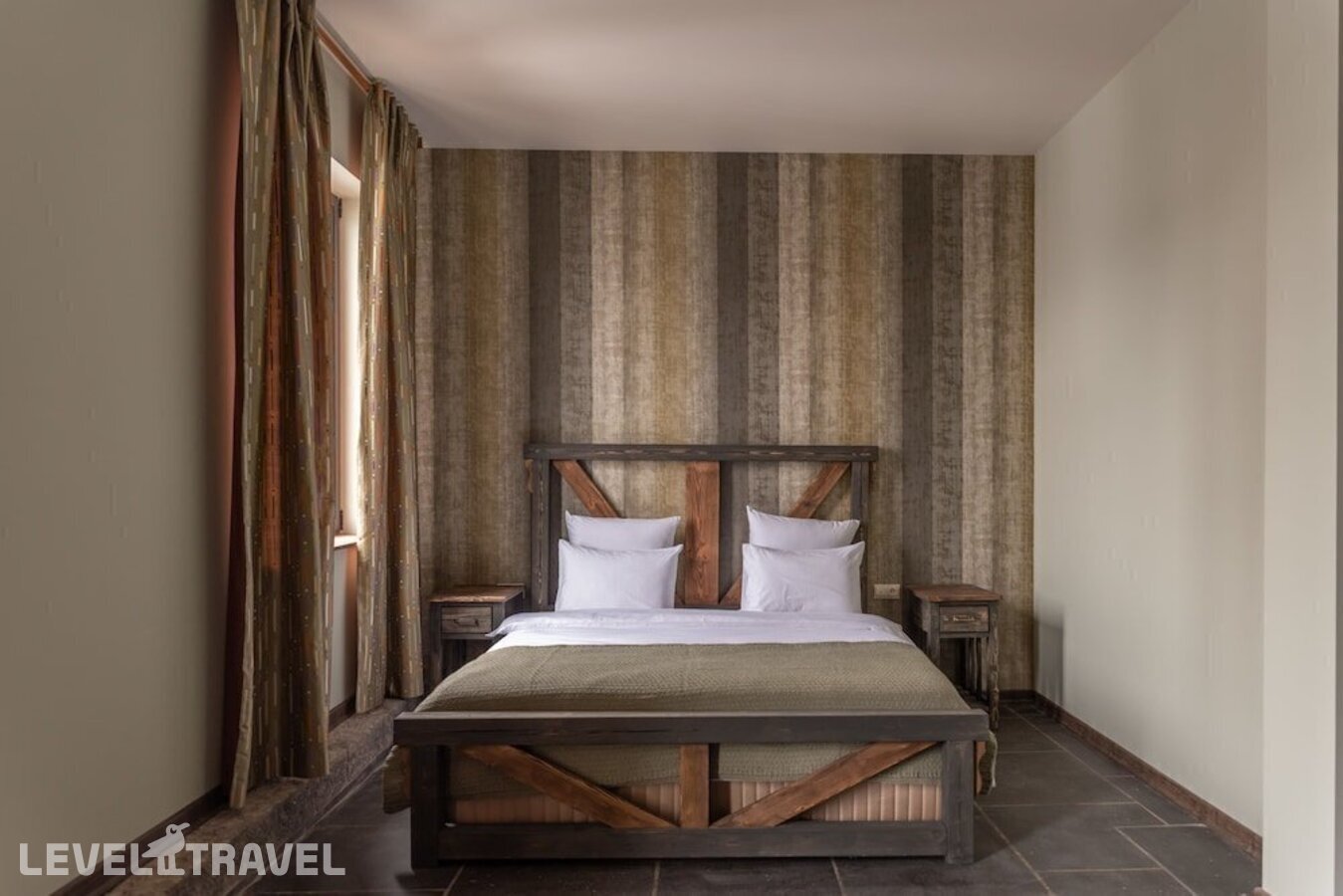 фотографии номера Улучшенный с балконом отеля Apricot Hotel Yerevan в Армения(Ереван) - фото №14