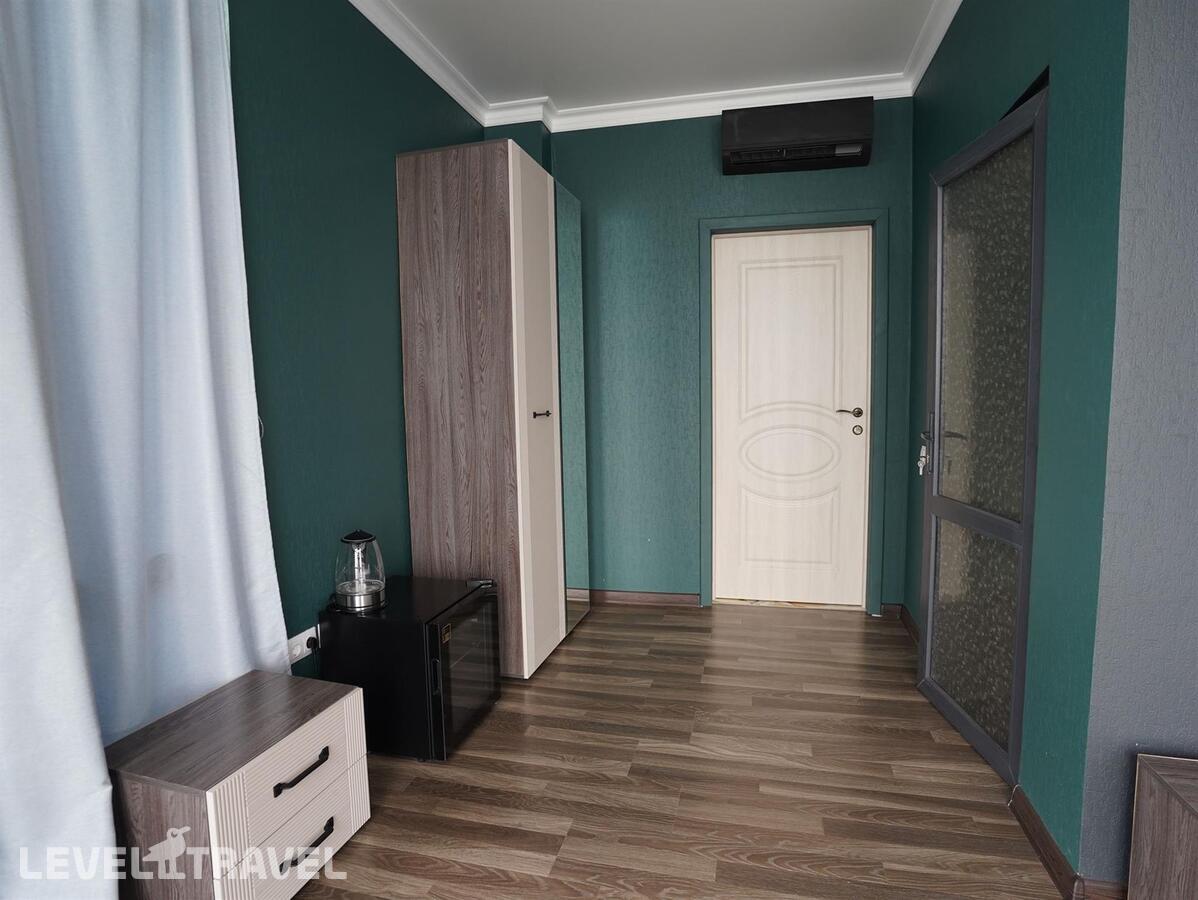 фотографии номера Стандартный плюс отеля Captain Black Hotel (Капитан Блэк) в Абхазия(Лдзаа) - фото №4