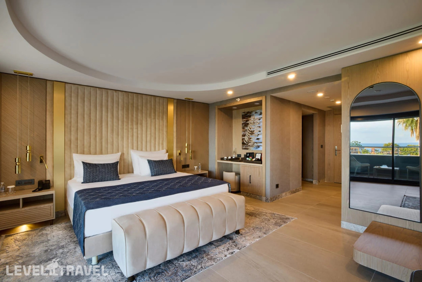 фотографии номера Трехместный делюкс отеля Movenpick Resort Antalya Tekirova (Ex Royal Diwa Tekirova) в Турция(Текирова) - фото №5