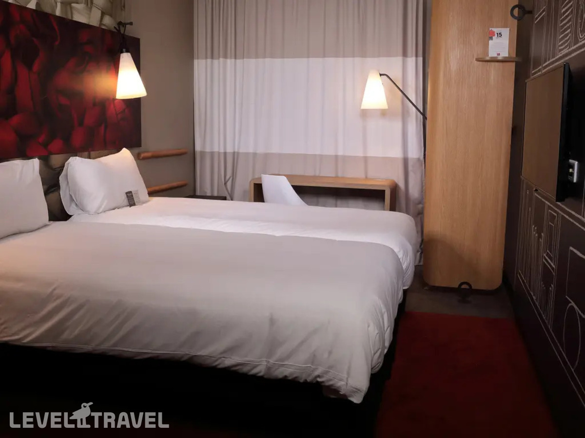 фотографии номера Стандартный с видом на сад (две односпальные кровати) отеля Hotel Ibis Marrakech Centre Gare в Марокко(Марракеш) - фото №2