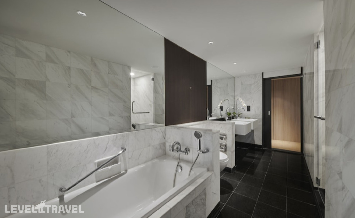 фотографии номера Двухместный люкс Lifestyle Premier двуспальная кровать отеля Parkroyal Collection Kuala Lumpur в Малайзия(Куала-Лумпур) - фото №5