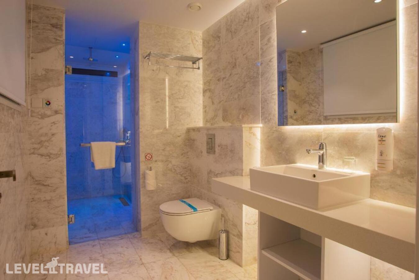 фотографии номера Улучшенный номер отеля Napa Suites (Adults Only 18+) в Кипр(Айа-Напа) - фото №2